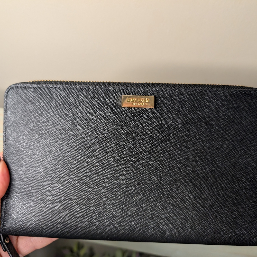 Kate Spade Black Laurel Way Saffano Leather Large Zip Wallet